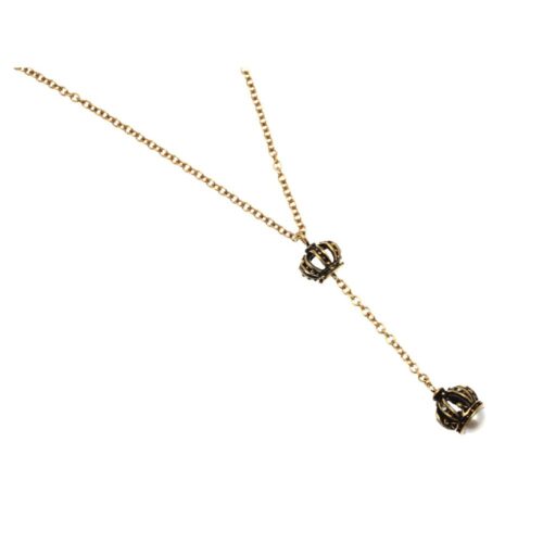 Gioiello di design a forma di corona con perla
